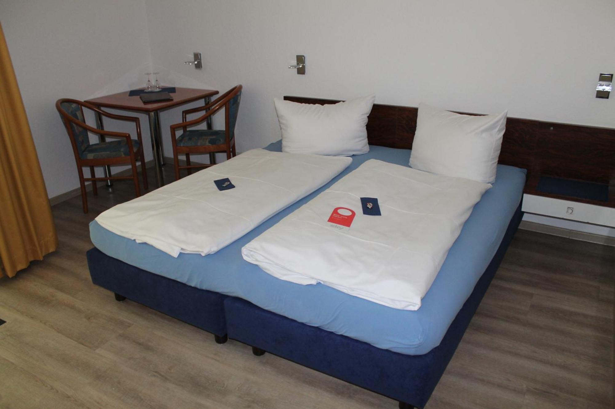 Aparthotel Hoeper Ойтен Экстерьер фото